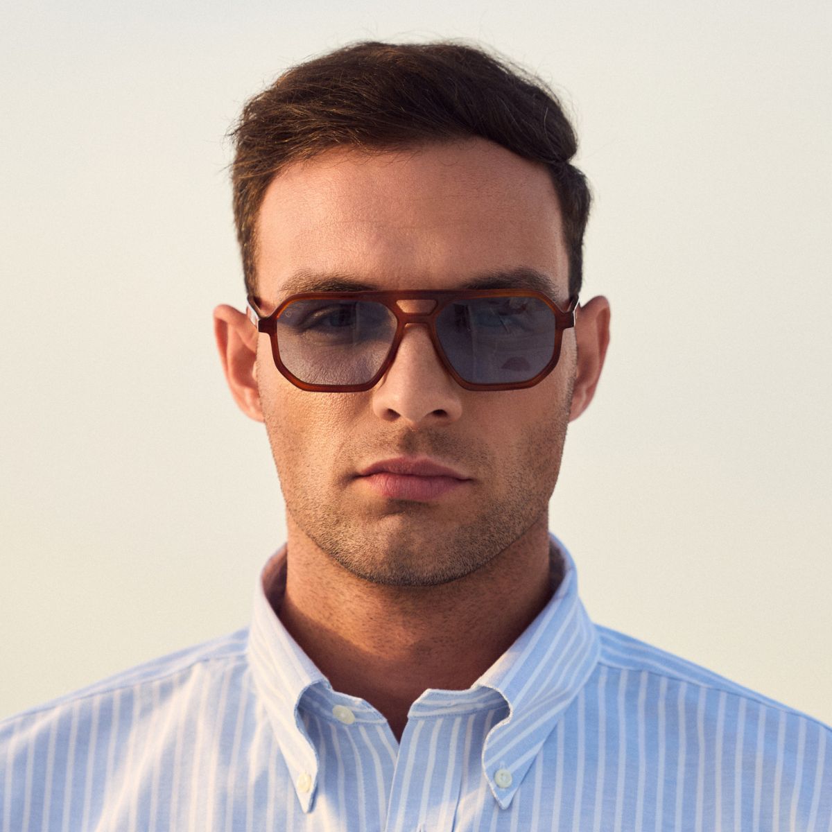 KYTHNOS IN MARBLE HAVANA WITH KYANO BLUE LENSES