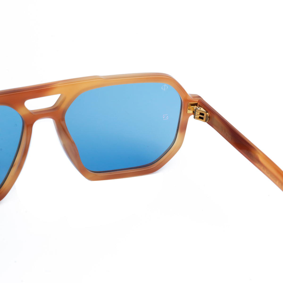 KYTHNOS IN MARBLE AMBER WITH KYANO BLUE LENSES