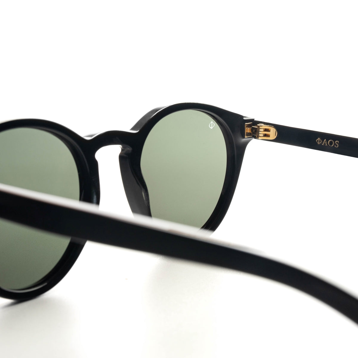 SYROS IN EREVOS BLACK WITH ALGAE GREEN LENSES