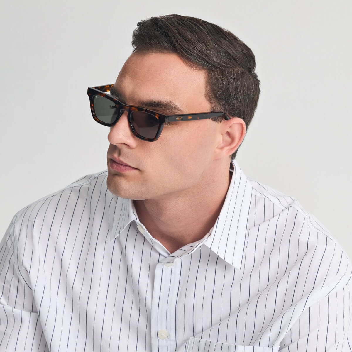 ICARIA IN MARBLE BROWN WITH ALGAE GREEN LENSES