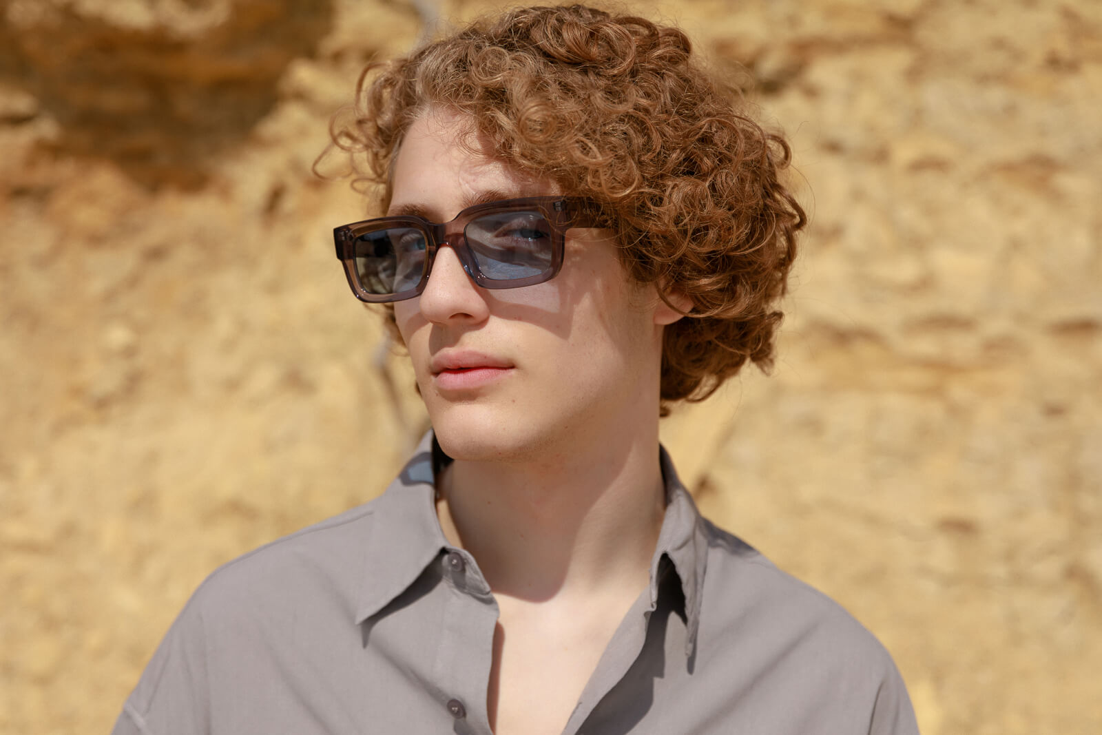 CRETE IN CRYSTAL GREY WITH KYANO BLUE LENSES