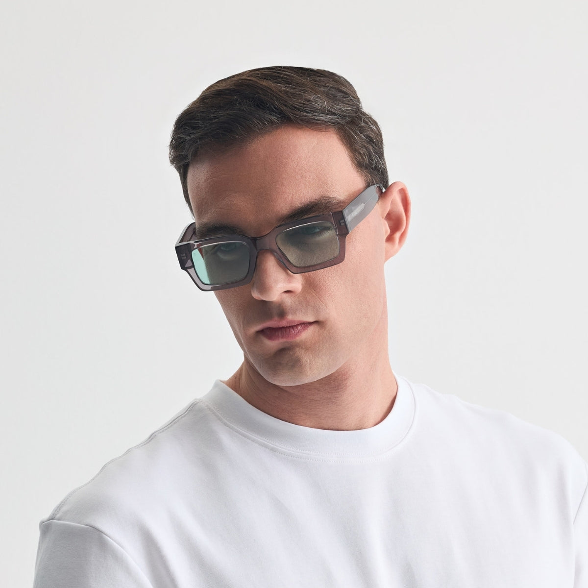 NAXOS IN CRYSTAL GREY WITH IVY GREEN LENSES