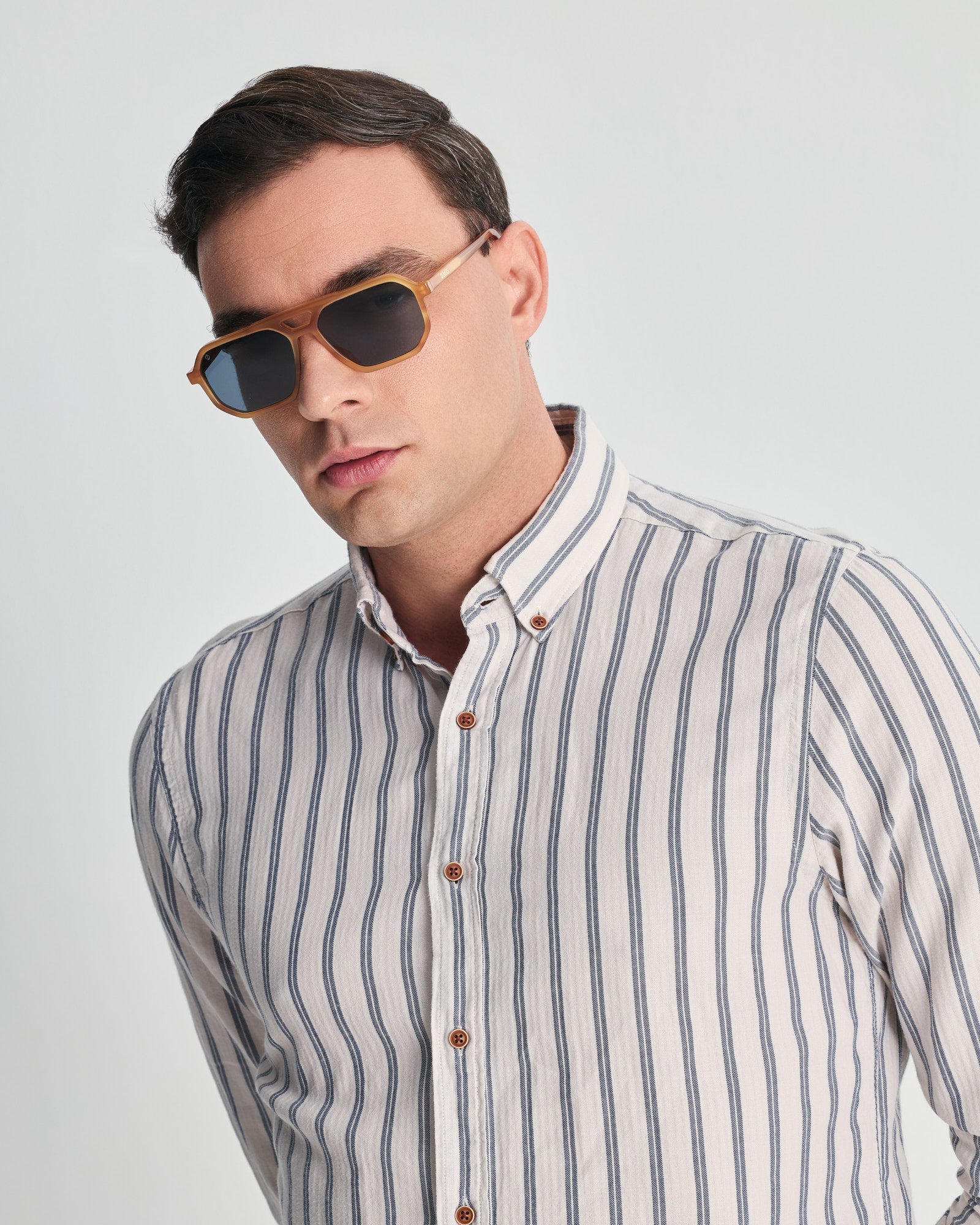 KYTHNOS IN MARBLE AMBER WITH AEGEAN BLUE LENSES