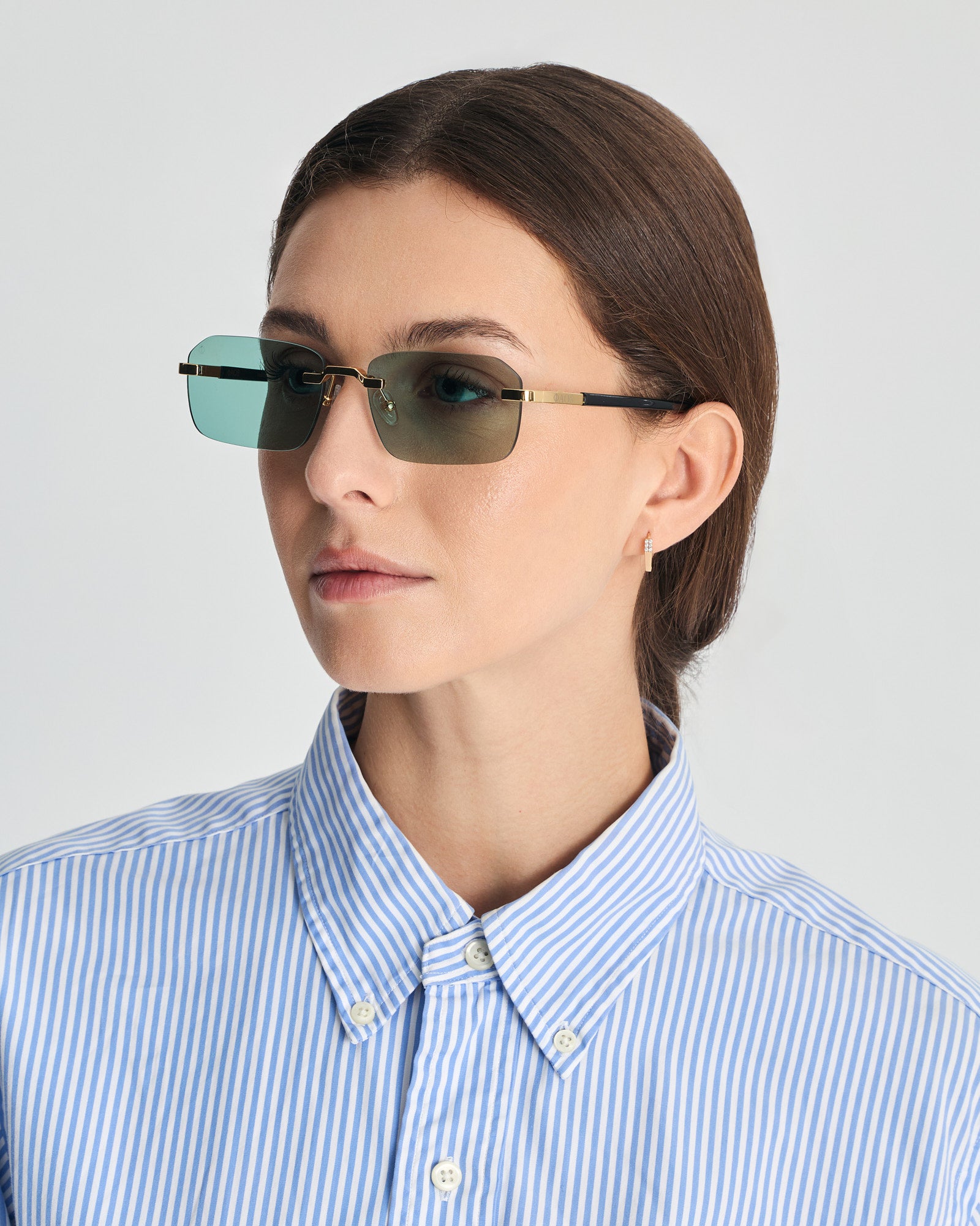 MYCENAE IN GOLD METALIC WITH IVY GREEN LENSES