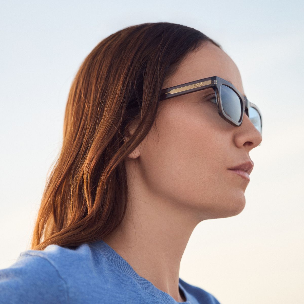 KYTHERA IN CRYSTAL GREY WITH KYANO BLUE LENSES