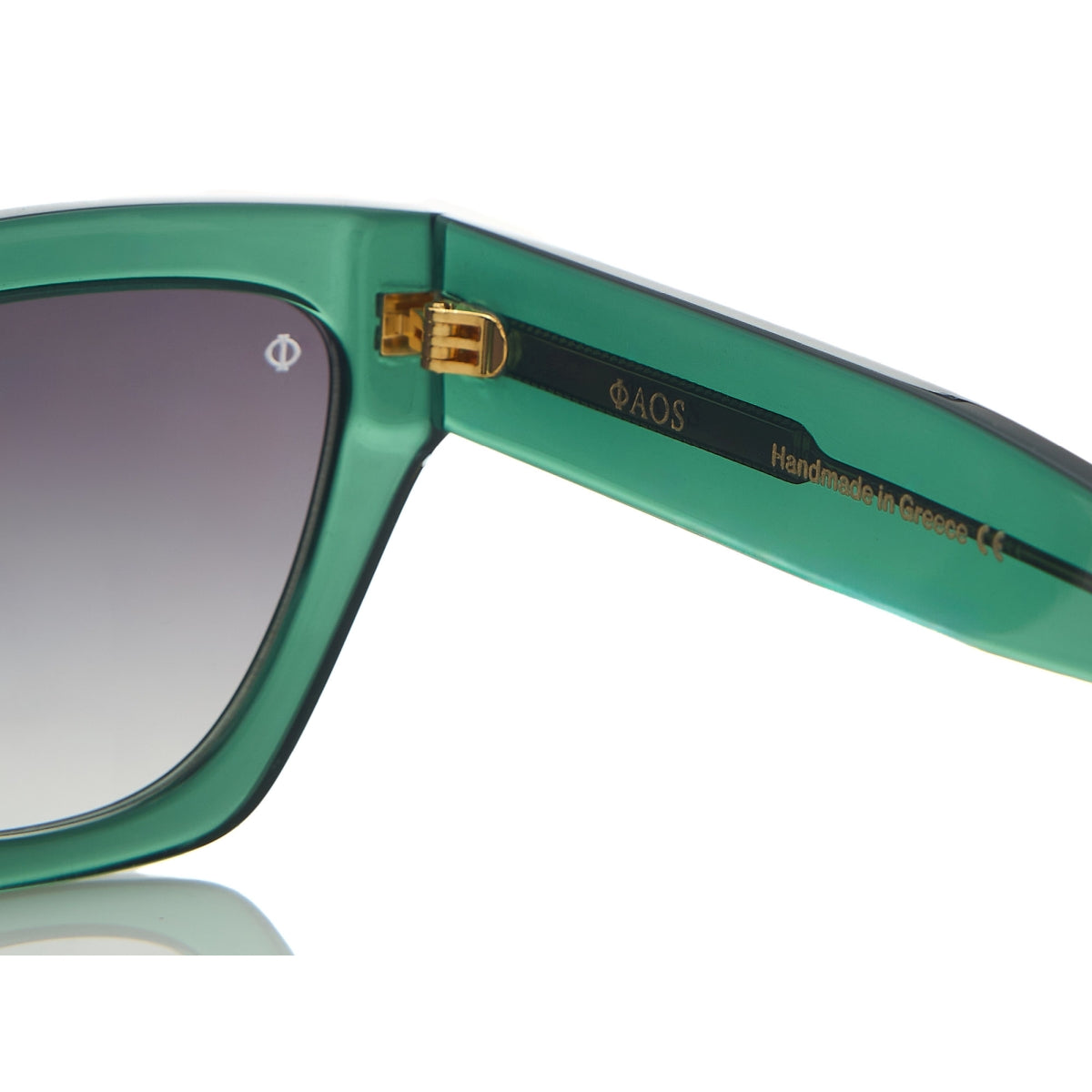 SKYROS IN CRYSTAL GREEN WITH SUNSET GREY LENSES