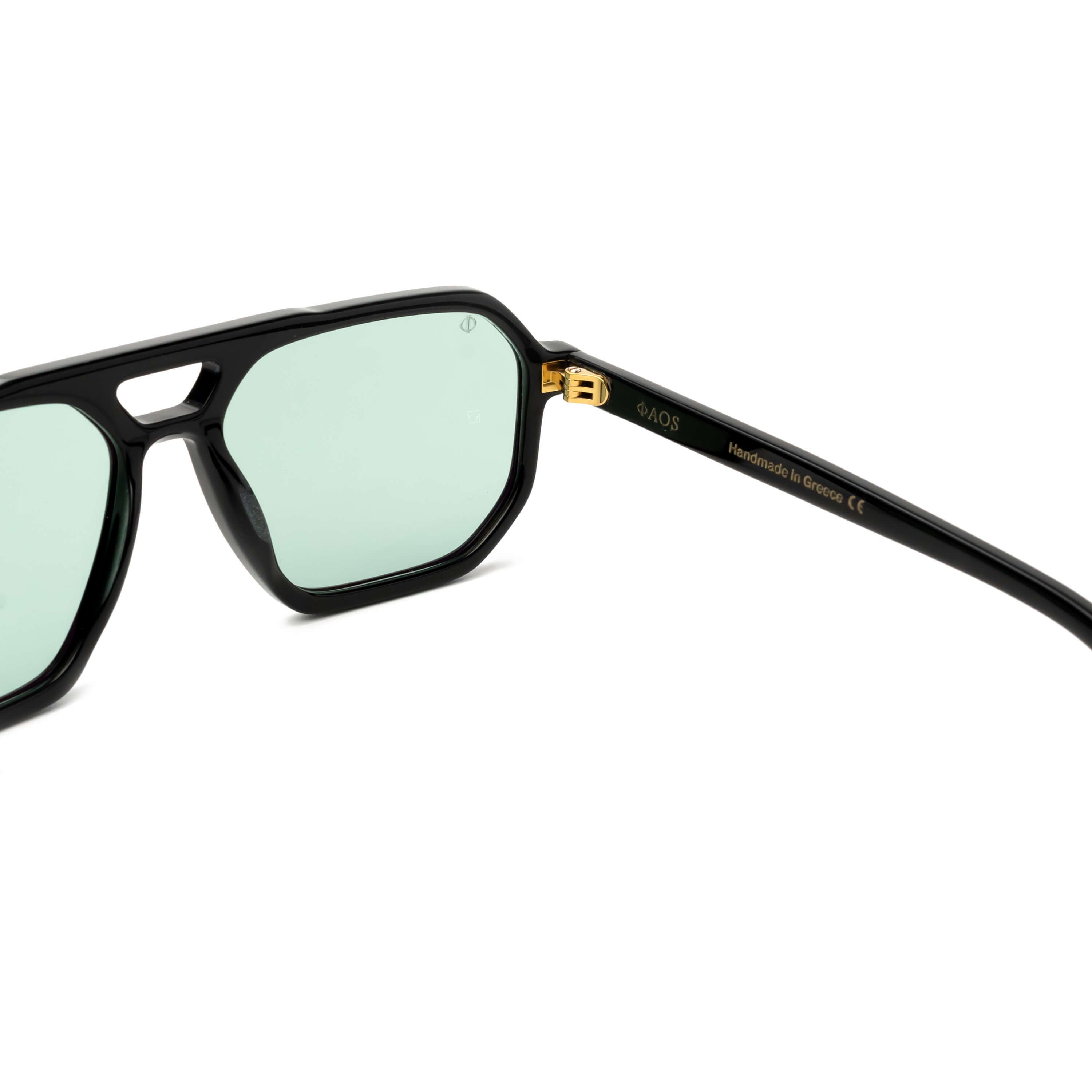 KYTHNOS IN EREVOS BLACK WITH IVY GREEN LENSES