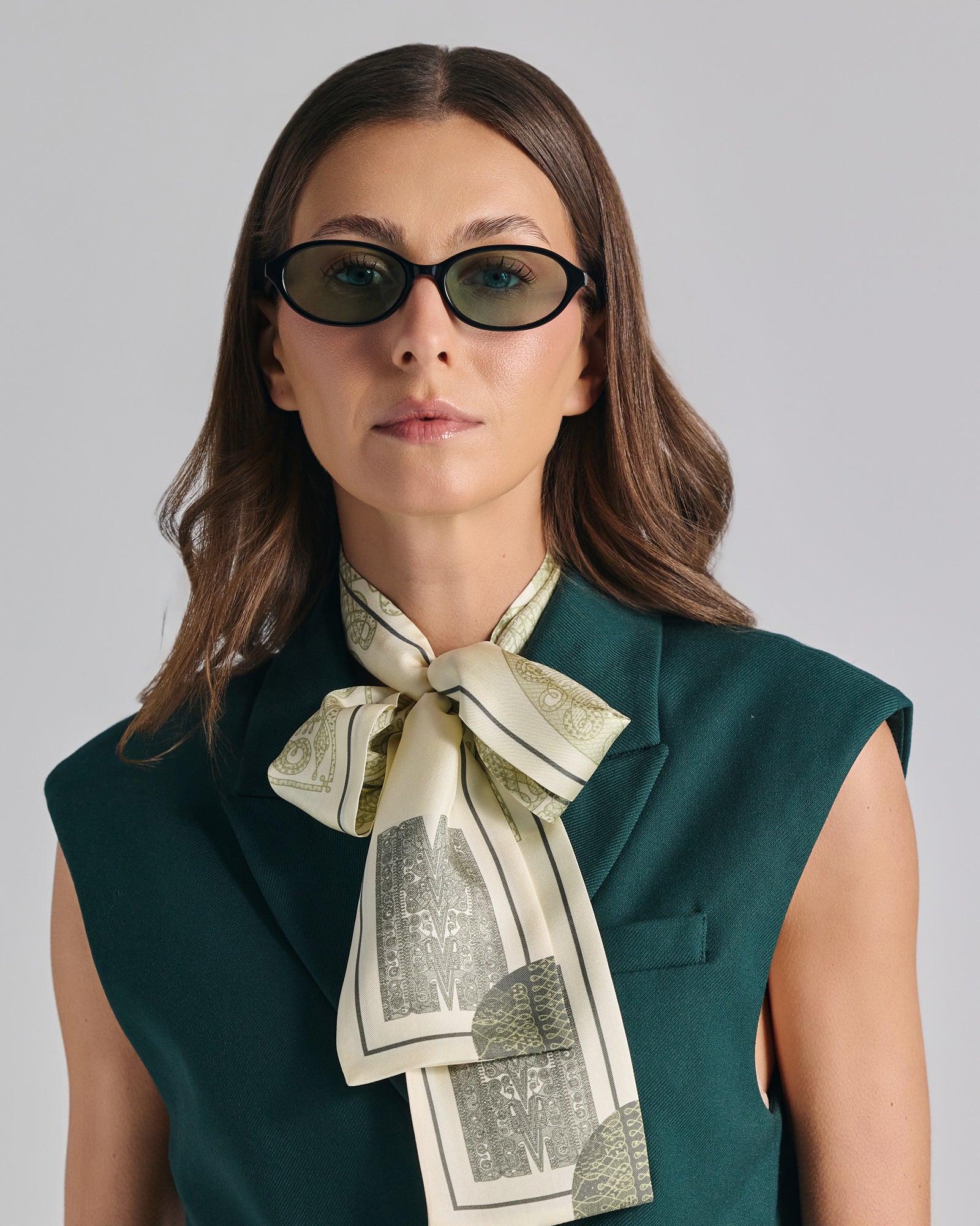 DONOUSA IN EREVOS BLACK WITH IVY GREEN LENSES