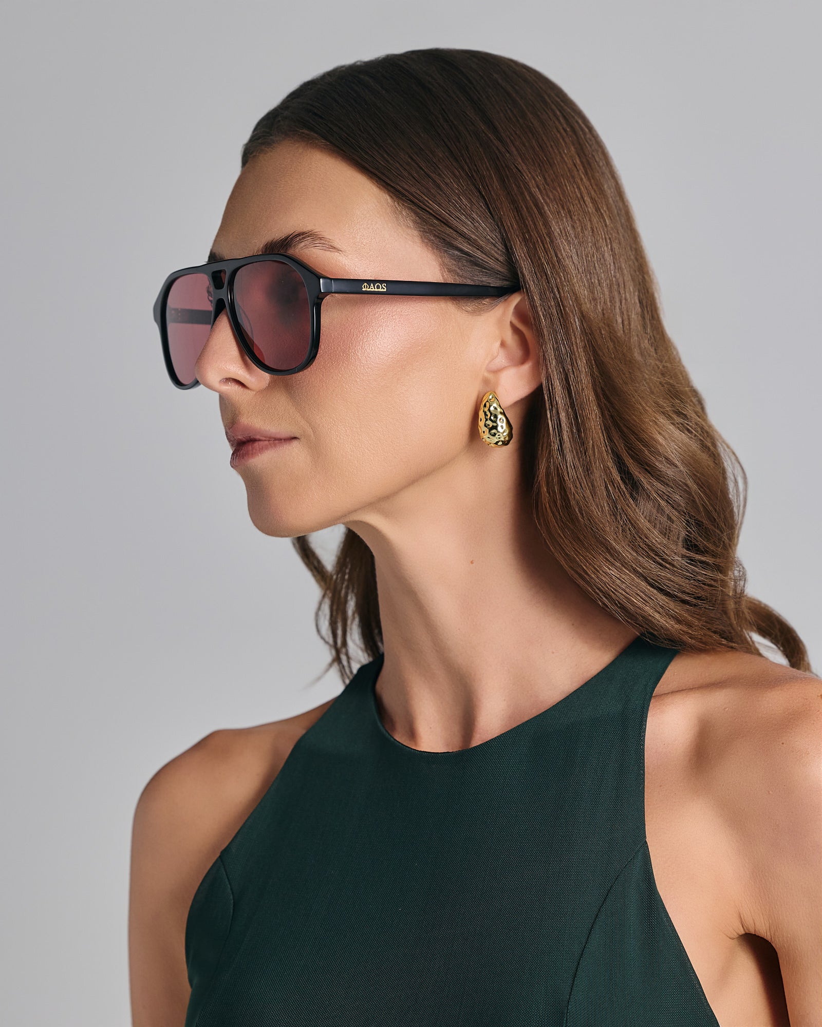 SERIFOS IN EREVOS BLACK WITH VOLCANIC RED LENSES