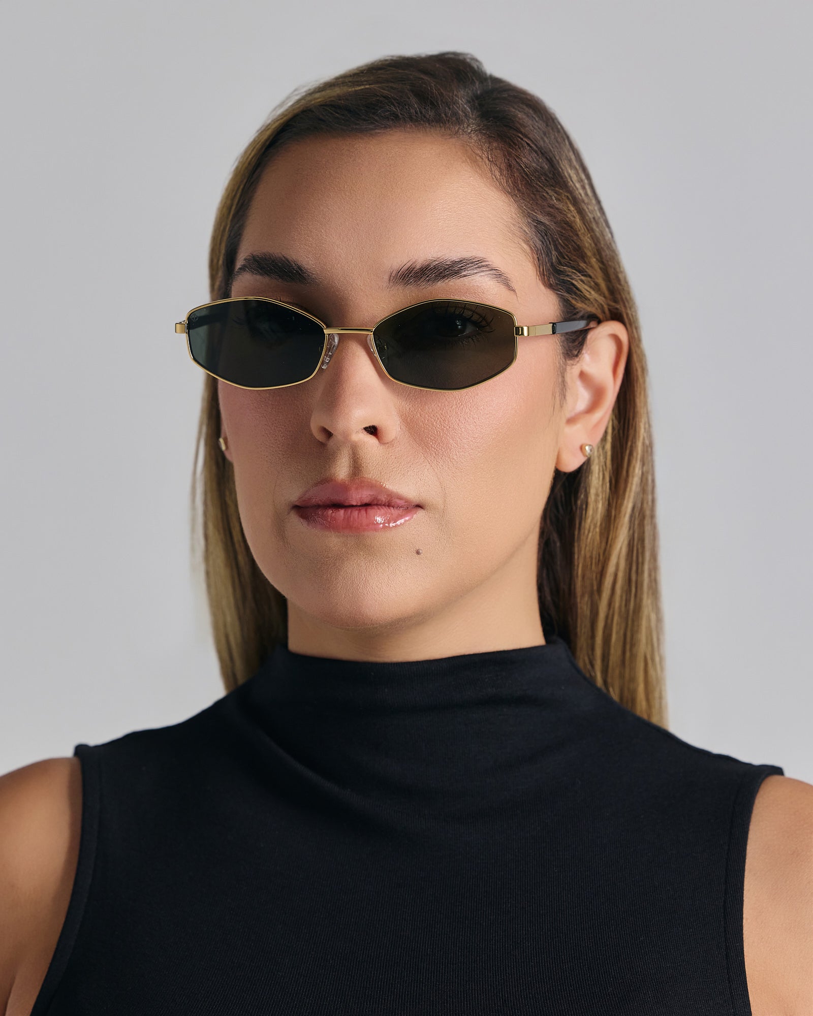 ARIADNE IN EREVOS BLACK WITH SHADE GREY LENSES