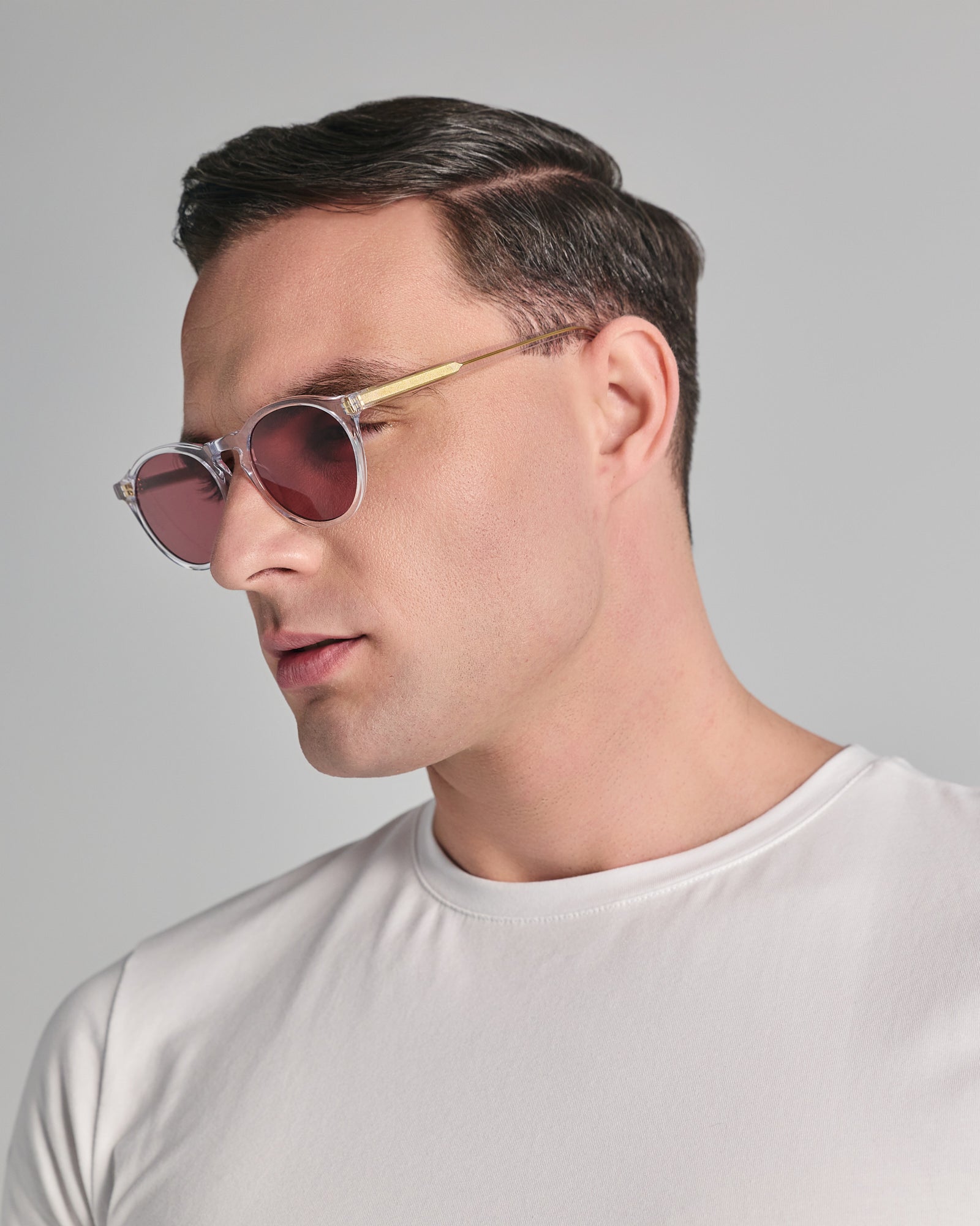 MONACO IN CRYSTAL WHITE WITH VOLCANIC RED LENSES