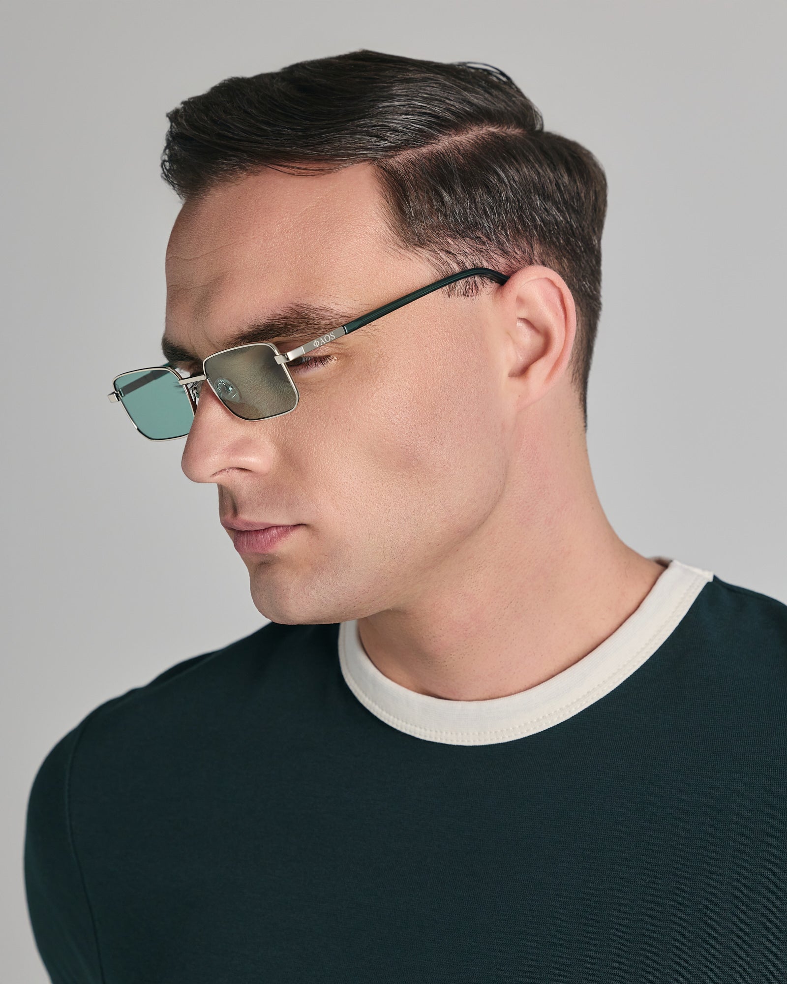 MINOAS IN CRYSTAL GREEN WITH IVY GREEN LENSES